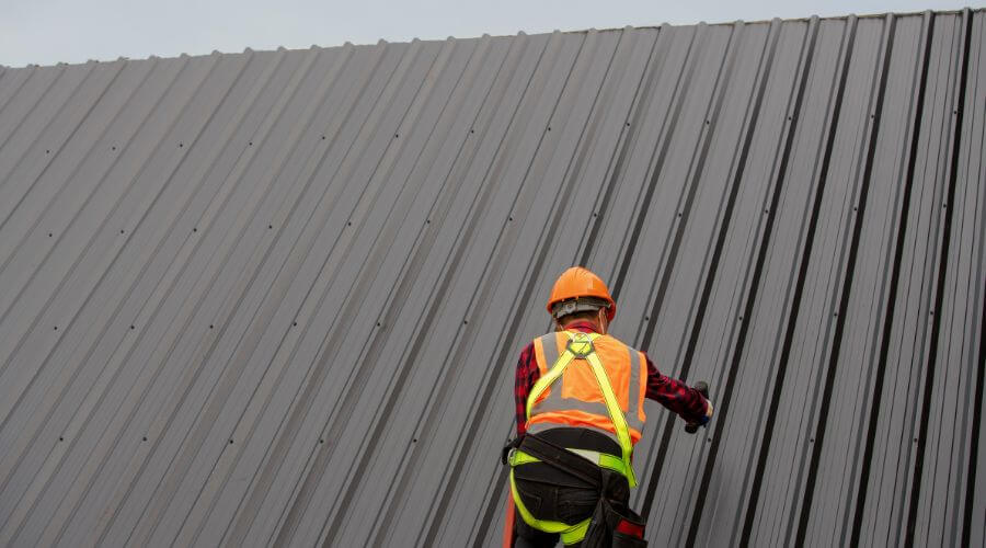 Professional gutter cleaning in Poland, ME